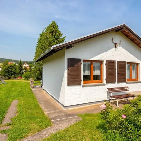 Casa vacanze In Thuringia With Garden